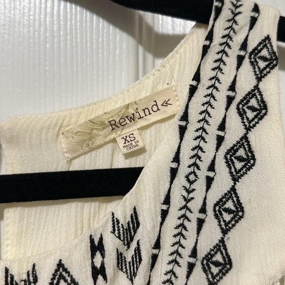 Rewind Aztec Style Dress - Picture 5 of 9